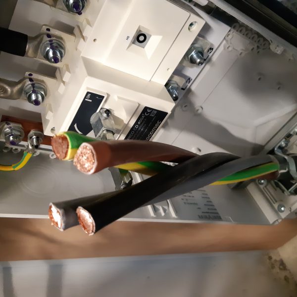 Installatie complexe groepenkast zonnepanelen installatie martin halma gytsjerk mobiel 0622231159