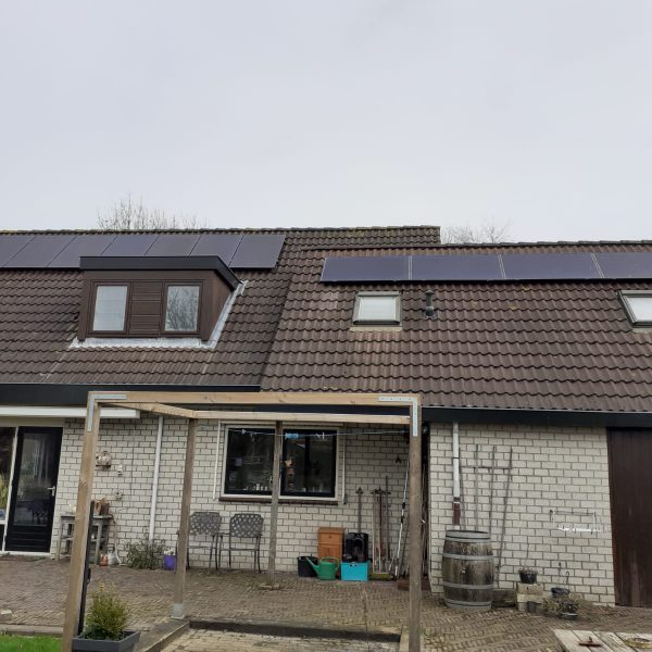 Aanbrengen zonnepanelen Martin Halma Gytsjerk 0622231159